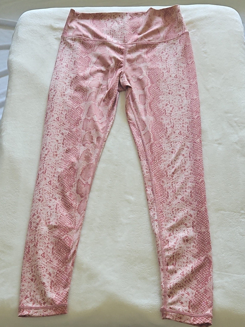 Glyder Women's Pink Snake-Print Stretch Leggings